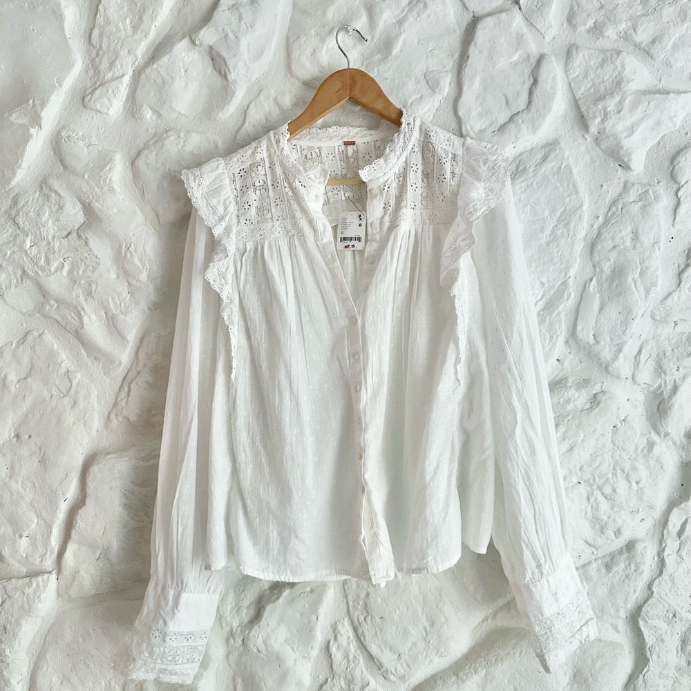 NWT Free People White Lace Trim Long Sleeved Blouse